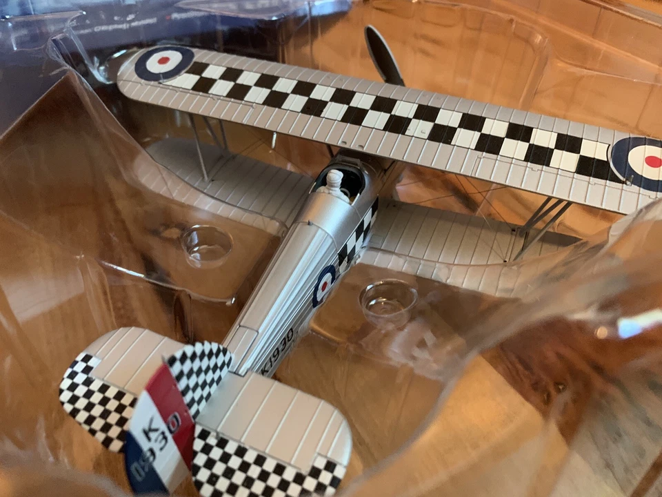 Modelo de avión diecast HobbyMaster HAWKER FURY I 43 Sqn RAF “K1930” escala 1/48 Foto 3 de 4