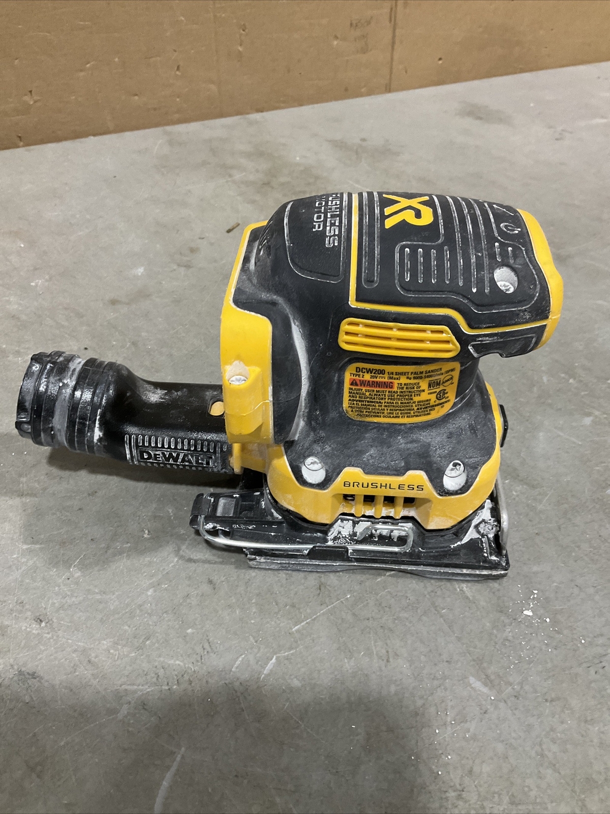 DeWalt DCW200 20V Brushless Cordless 1/4" Sheet Variable Speed Sander