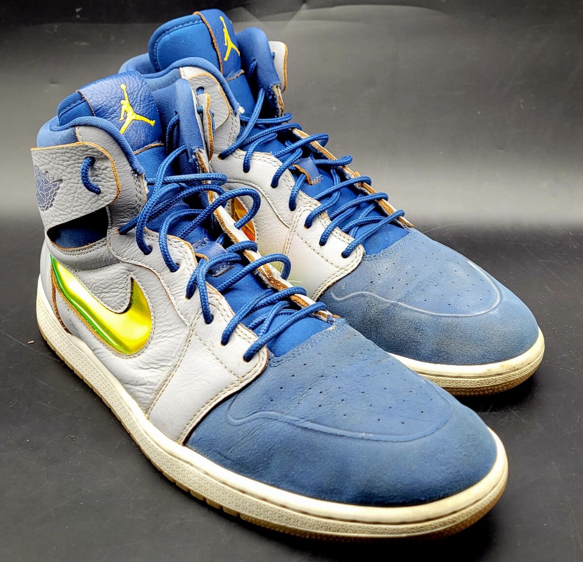 Nike Air Jordan 1 Retro High Nouveau Dunk From Above Shoe Nike Air Jordan 1 Retro High Nouveau Dunk From Above Shoe