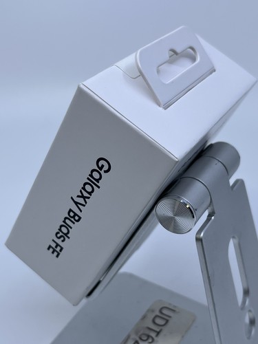 Écouteurs sans fil Samsung Galaxy Buds FE - Graphite - NEUF & SCELLÉ - Photo 4 sur 5