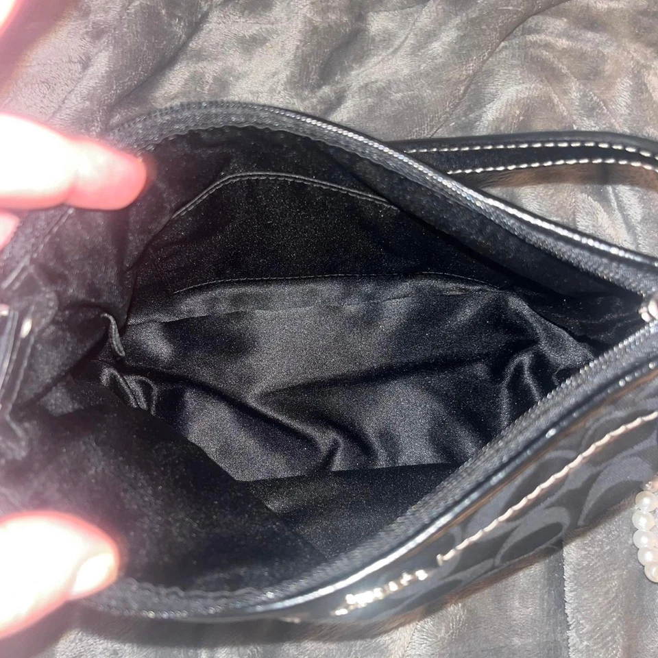 Mini bolso Coach negro  Foto 4 de 4