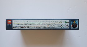 LEGO Creator Winter Toy Shop (10249) - NEW. Factory SEALED. Retired. 898 pieces