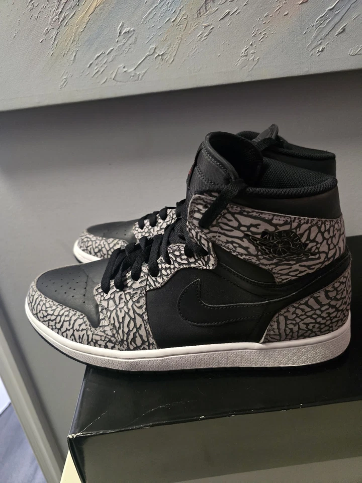 Nike Air Jordan 1 Retro Alto 'Black Elephant' 2016 839115-013 OG EUC Hombres 11 Foto 2 de 4