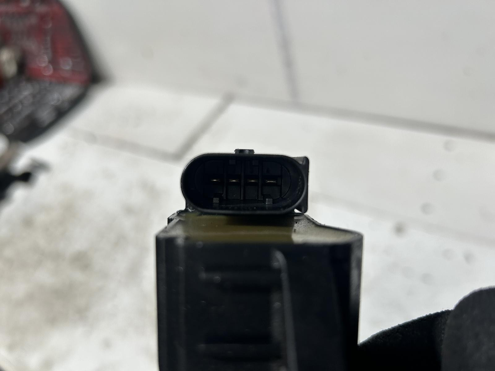 Mercedes A Class Ignition Coil W176 / A 250 09/2012-03/2018 - thumbnail 3