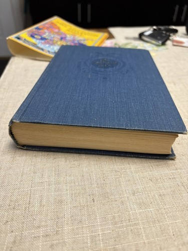 Mrs. Appleyard and I by Louise Andrews Kent C. Vintage 1968 Colorful Cover Novel - Picture 5 of 8