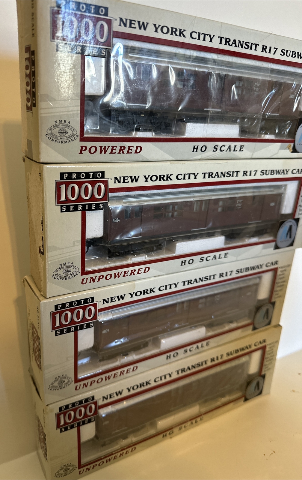 Proto 1000 HO Scale New York City Transit RED BIRD R17 Subway Train