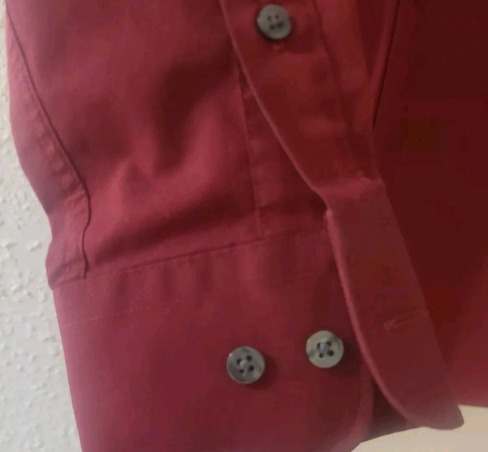 Men's Long Sleeve Dress Shirt Dark Red- Size 15 Wrinkle Free 100% Cotton  - Image 4 of 4