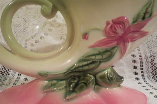 Hull Woodland Vase Planter W10 -11" - Picture 2 of 12