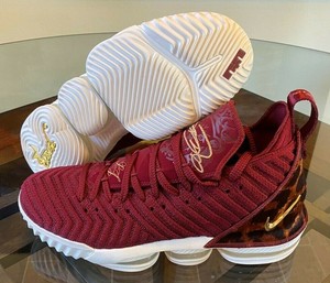lebron 16 king mens
