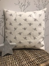 Fryetts Buzzy Bees Fabric Vintage Shabby Chic 16" Cushion Cover