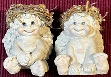 Dreamsicles Porcelain Angel Figurines Love My Kitty 1994  3 Sitting Cherubs 1991