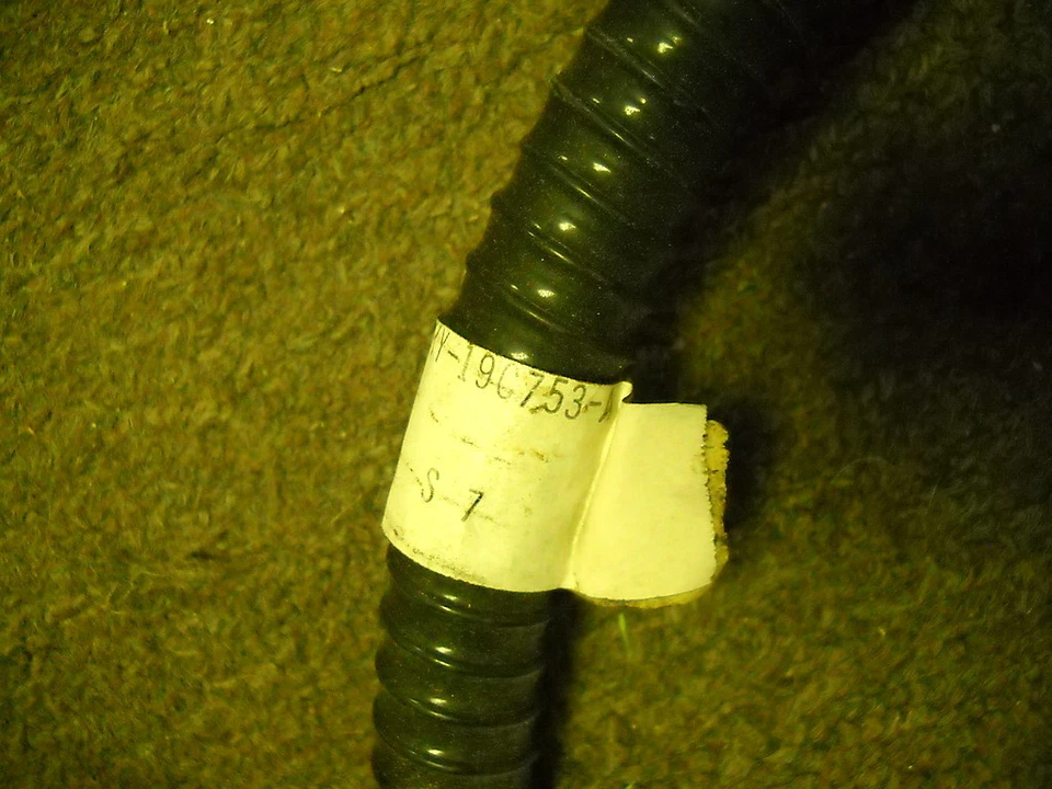 Manguera deflectora de piso Lincoln Continental 1967 1968 1969 1970 1971 1972 nuevo en stock Foto 2 de 2