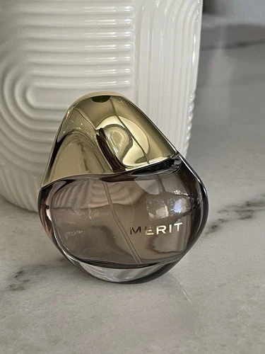 MERIT Retrospect L'extrait de Parfum Spray 1.0fl.oz./30ML