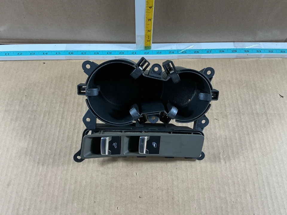 Conjunto portavasos consola central Audi A5 Cabrio S5 2010-2016 8F0862533 OEM Foto 2 de 4