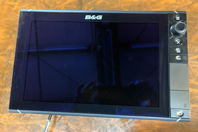 B&G ZEUS2 12 AMBER CHARTPLOTTER 12'' MULTI-TOUCH DISPLAY ...