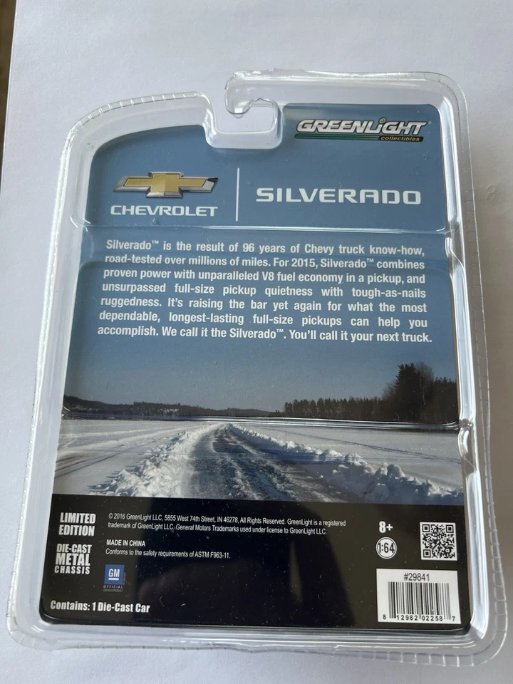 Greenlight 2015 Chevrolet Silverado 1500 Snow Plow & Salt Spreader 1:64 scale - Image 3 of 3