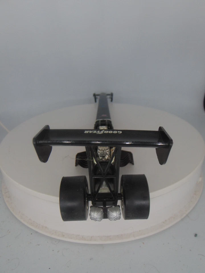 ACTION 1996 CONNIE KALITTA #399 AMERICAN INTERNATIONAL TOP FUEL DRAGSTER 1:24 - Image 4 of 4