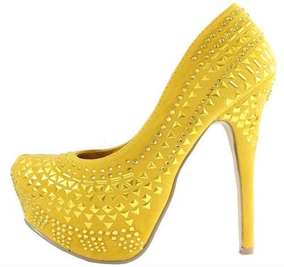 mustard gold pumps
