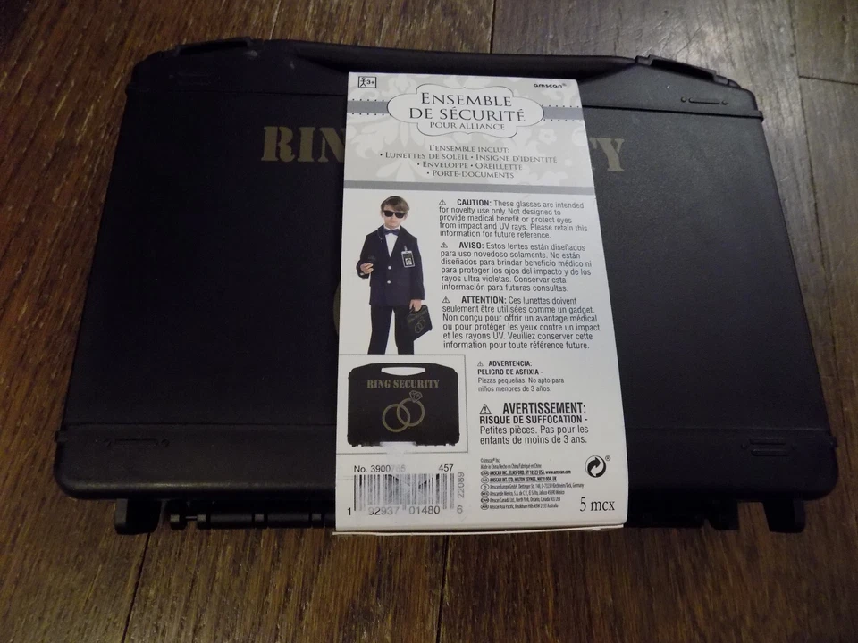 Adorable kit de seguridad para portador de anillos de boda 5 piezas gafas de sol insignia de identificación estuche de auriculares Foto 4 de 4