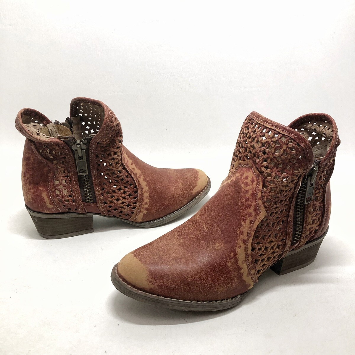 Circle G by Corral Side Zippers Brown Leather Boot Booties Sz Western