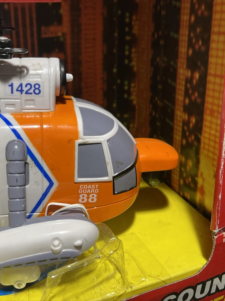 Vintage 2000 Tonka COAST GUARD LOS ANGELES 1428 Helicopter Lights And Sound - Image 2 of 4