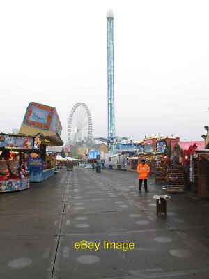 Photo 6x4 Star flyer tower Hyde Park Winter Wonderland The ''star'' is visi c2015