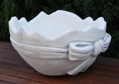 Pflanzgefäß aus Beton/ Steinguss Blumengefäß Eierschale H 16,5 cm Osterdeko  - Bild 3 von 5