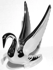 Hood Ornament Die Cast Swan for Flat Hood Chrome Freight Damaged UP#72001B Each