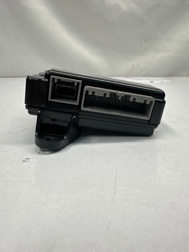 Honda Odyssey bluetooth control unit 14 to 17 touring model assy OEM 39770TK8A21 - Image 3 of 4