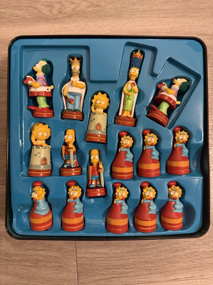 The Simpsons Vintage Chess Set in Tin Collectors Box 100% Official 1998 - Image 2 of 4