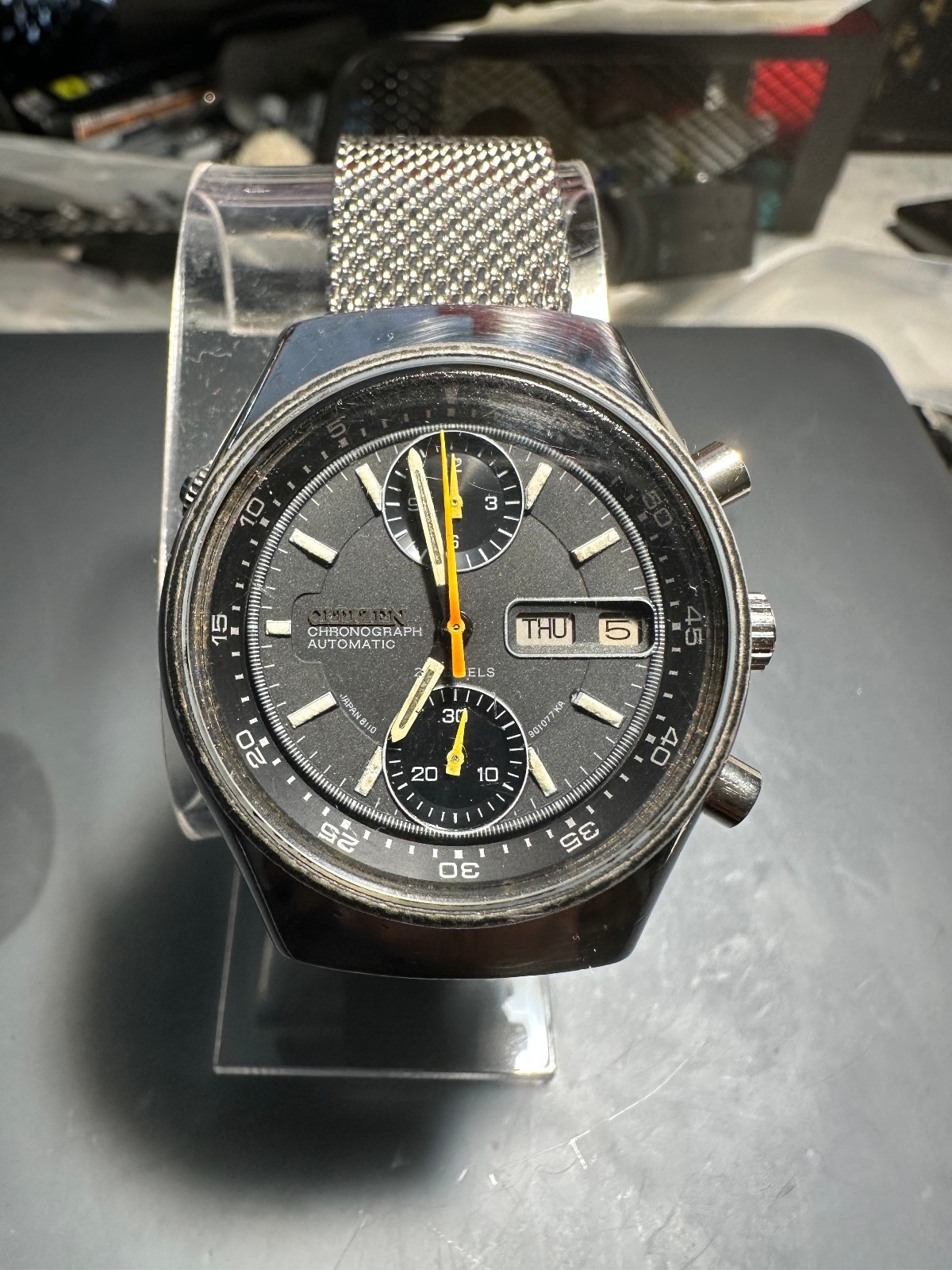 Citizen 8110 38mm Automatic Chronograph 4-901045TA Mens Vintage Flyback cal - vintagewatches.pk