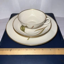AUTHENTIC ANTIQUE FINE CHINA CUP WITH SAUCERS