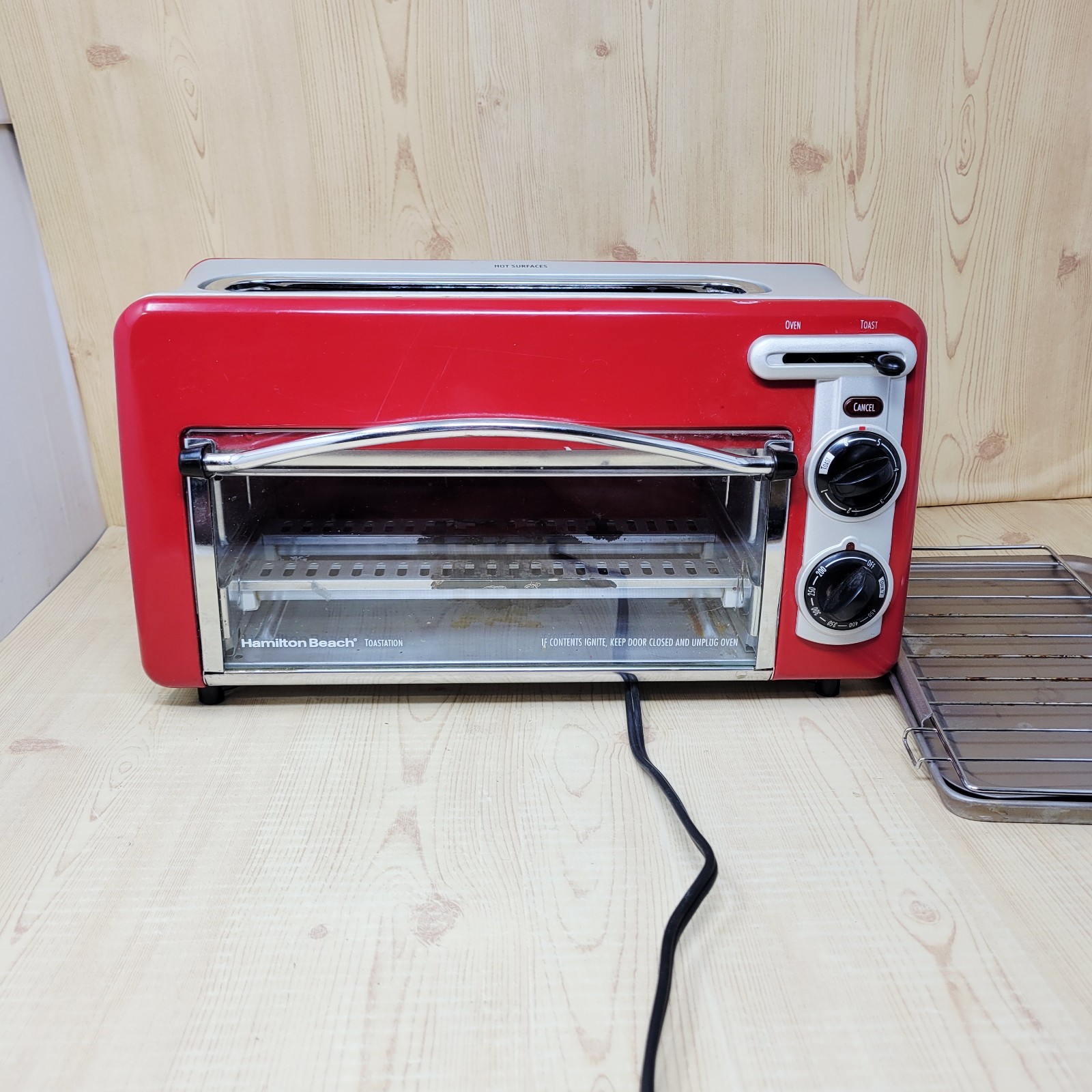 Hamilton Beach Toastation Toaster Oven Red