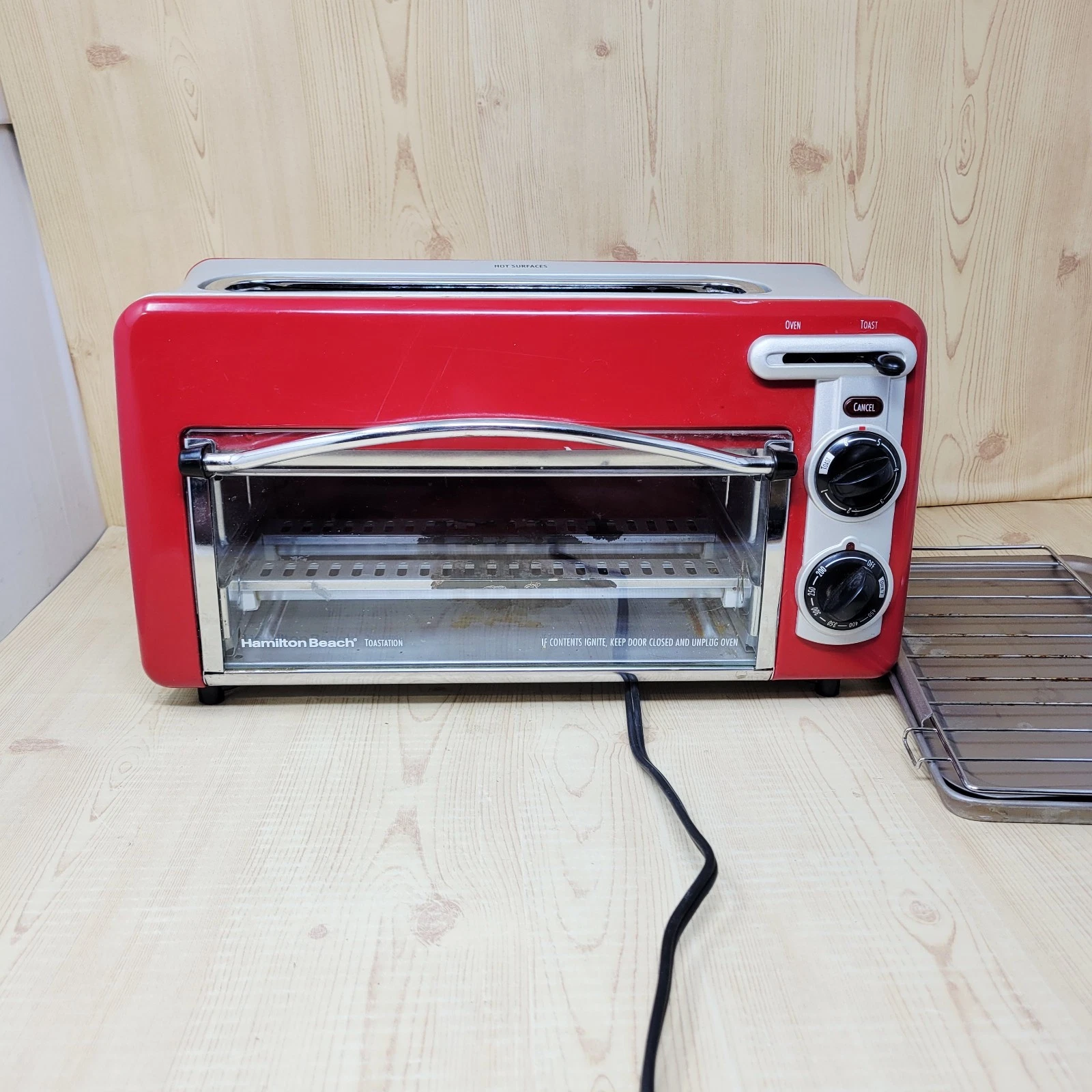 Hamilton Beach Toastation Toaster Oven Red Model 22703H AS-IS FOR PARTS/REPAIR
