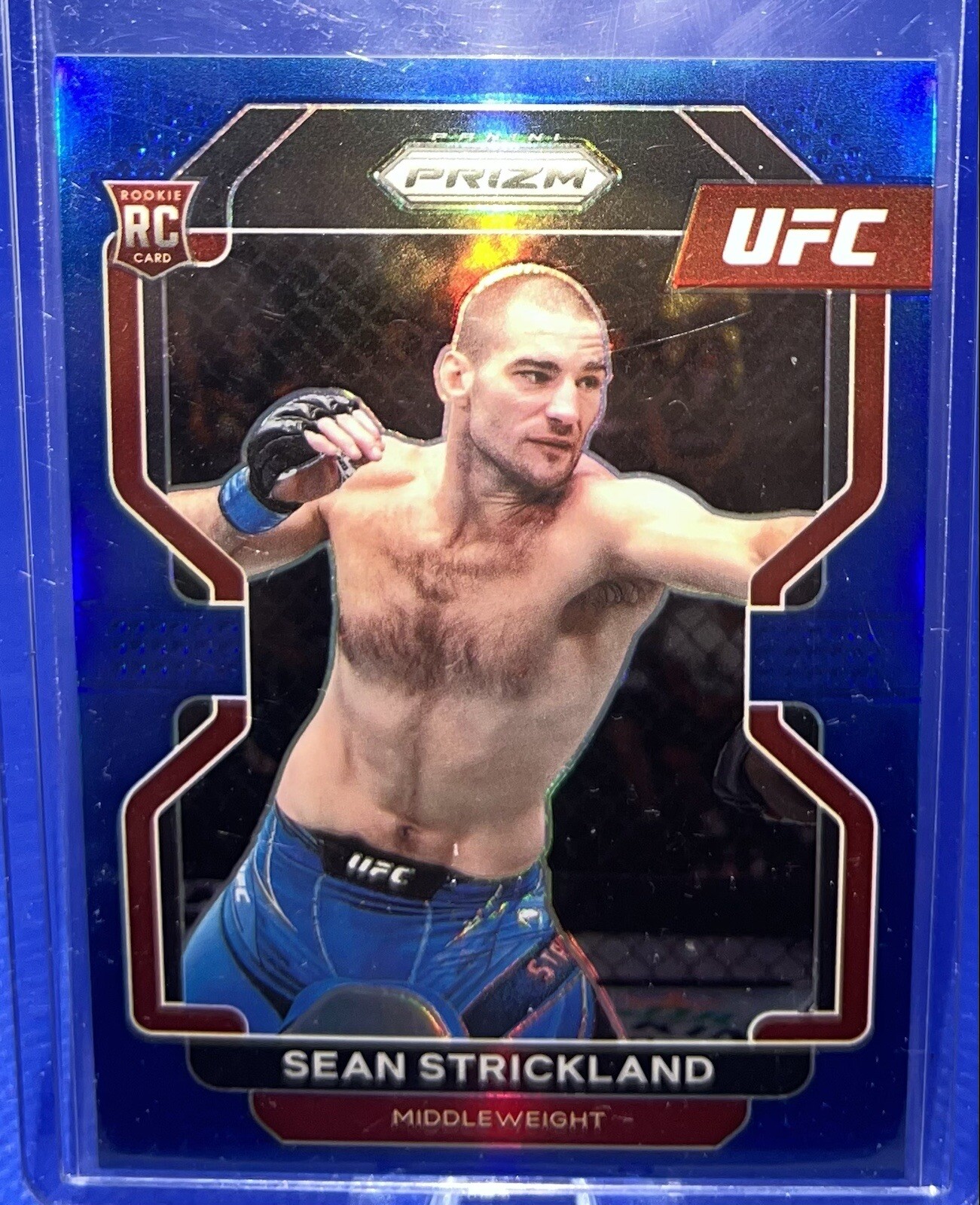 Sean Strickland 2022 Panini Prizm UFC Rookie Vertical Blue Parallel /199 RC SP