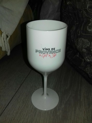 Verres à pied en acrylique polycarbonate blanc vins de Provence le gout du style - Imagen 3 de 3