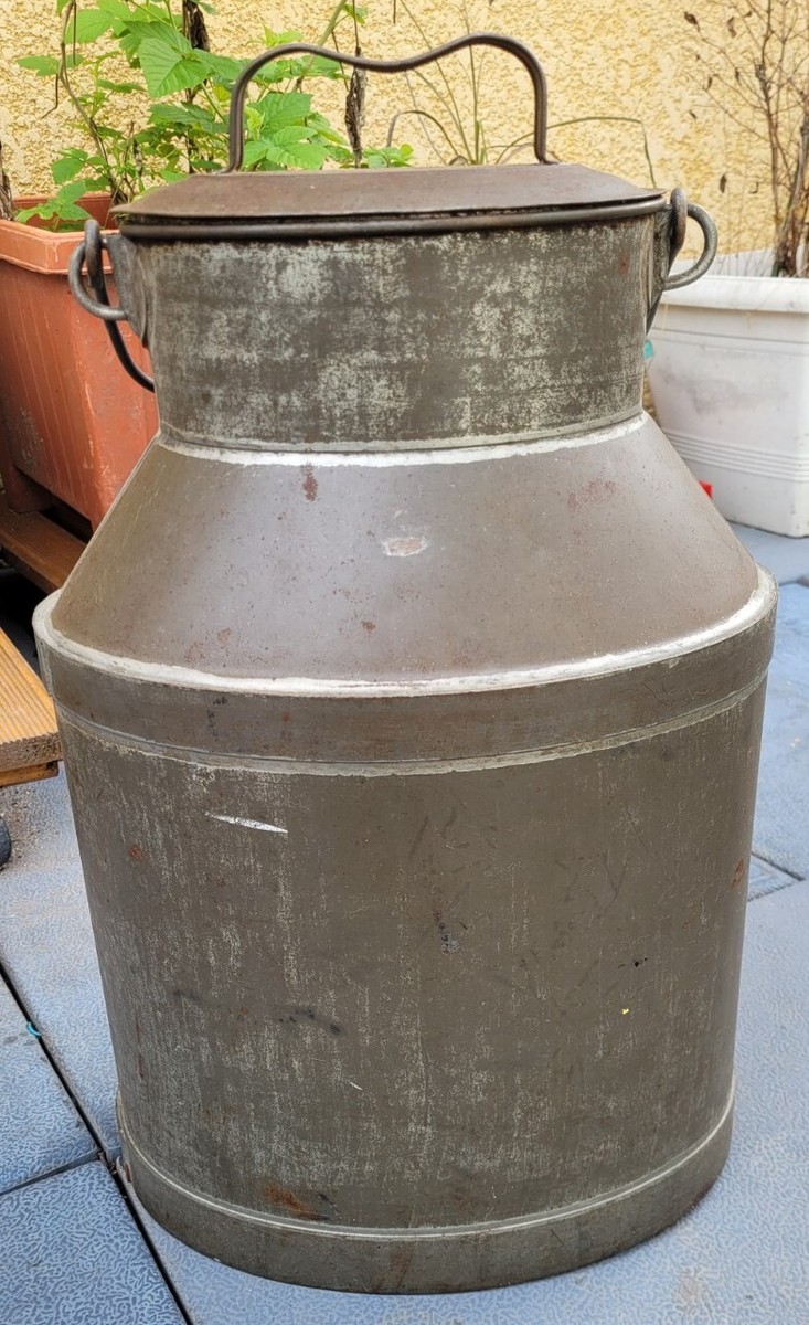 Vieux Bidon De Lait Métal 5 Litres France – Années 1950, Bon état, Déco Vintage