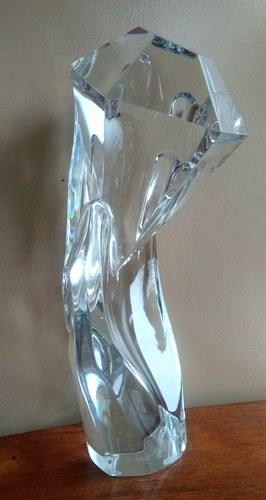 Baccarat France Crystal Hand Holding Diamond MCM Sculture Robert Rigot 9.5" - Picture 3 of 8