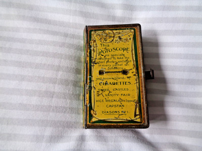 SELTENES TASCHEN-WEISSBLECH-ROTOSKOP IN BUCHFORM SCHEINBAR AUSTRALISCHE VERSION