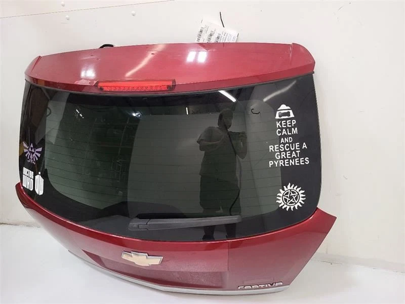 2012-15 CHEVROLET CAPTIVA SPORT Trunk Hatch Tailgate Liftgate Red   Foto 3 de 4