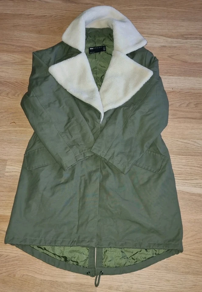 ASOS Design Women's Green Petite Trench Coat Size UK 10. - Image 2 of 4