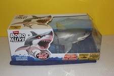 THE ZURU ROBO ALIVE GREAT WHITE SHARK READ THE DESCRIPTION