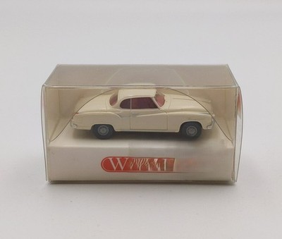 Wiking 823 1:87 Borgward Isabella Coupe. Color Varies