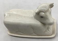 Cow Butter Dish Ivory Ceramic Stoneware, Two Pieces, 7.5" x 4" x 4.5", Preowned