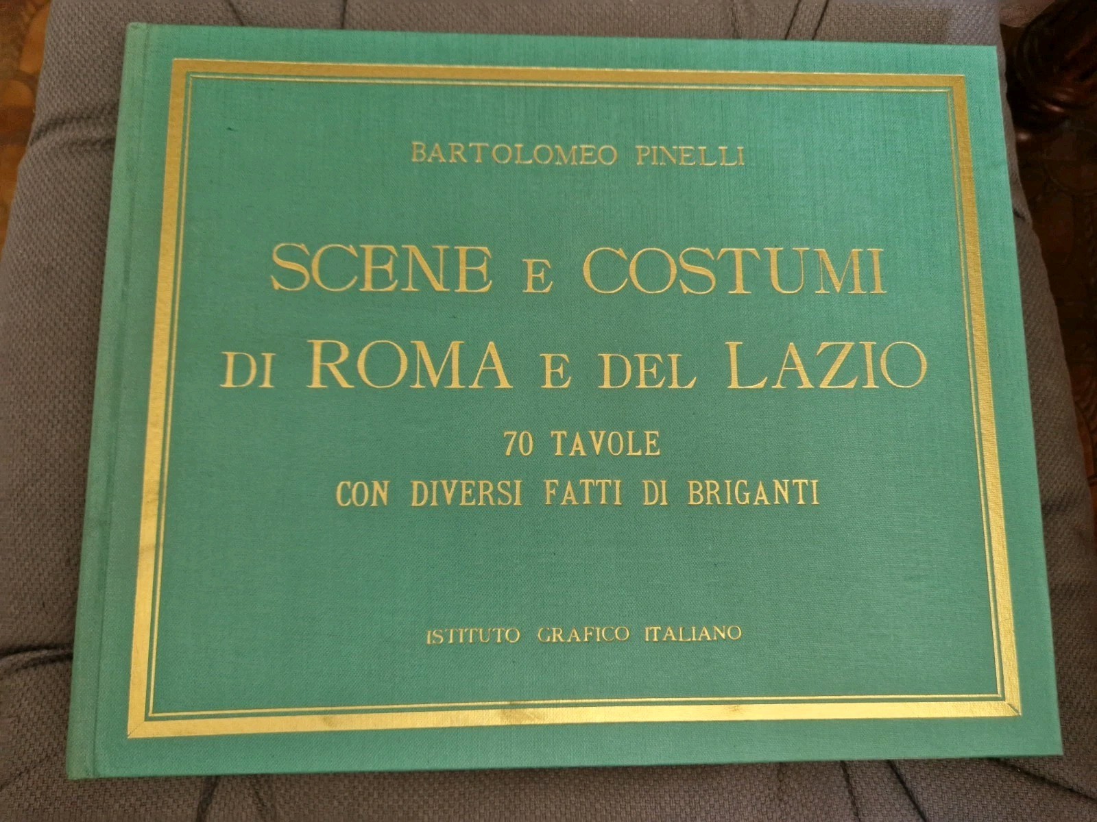 Foto 4 di 23