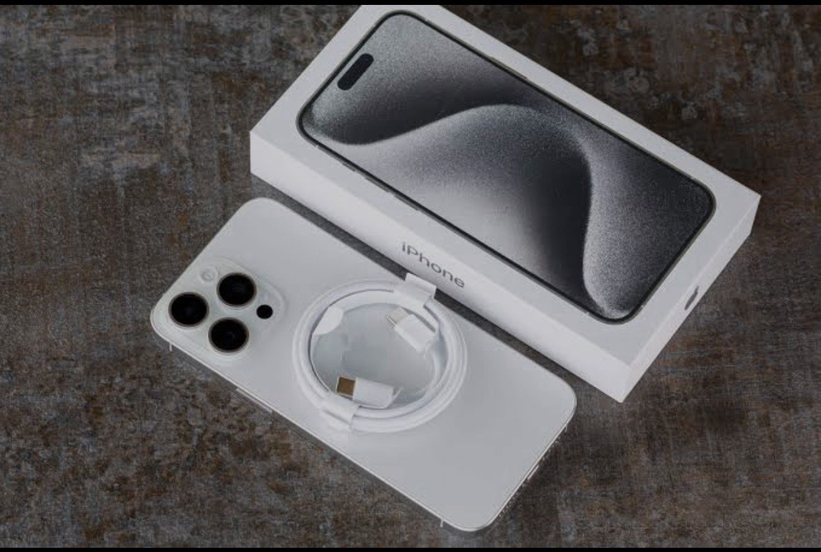 Buy Apple iPhone 15 Pro Max - 256 GB - White Titanium