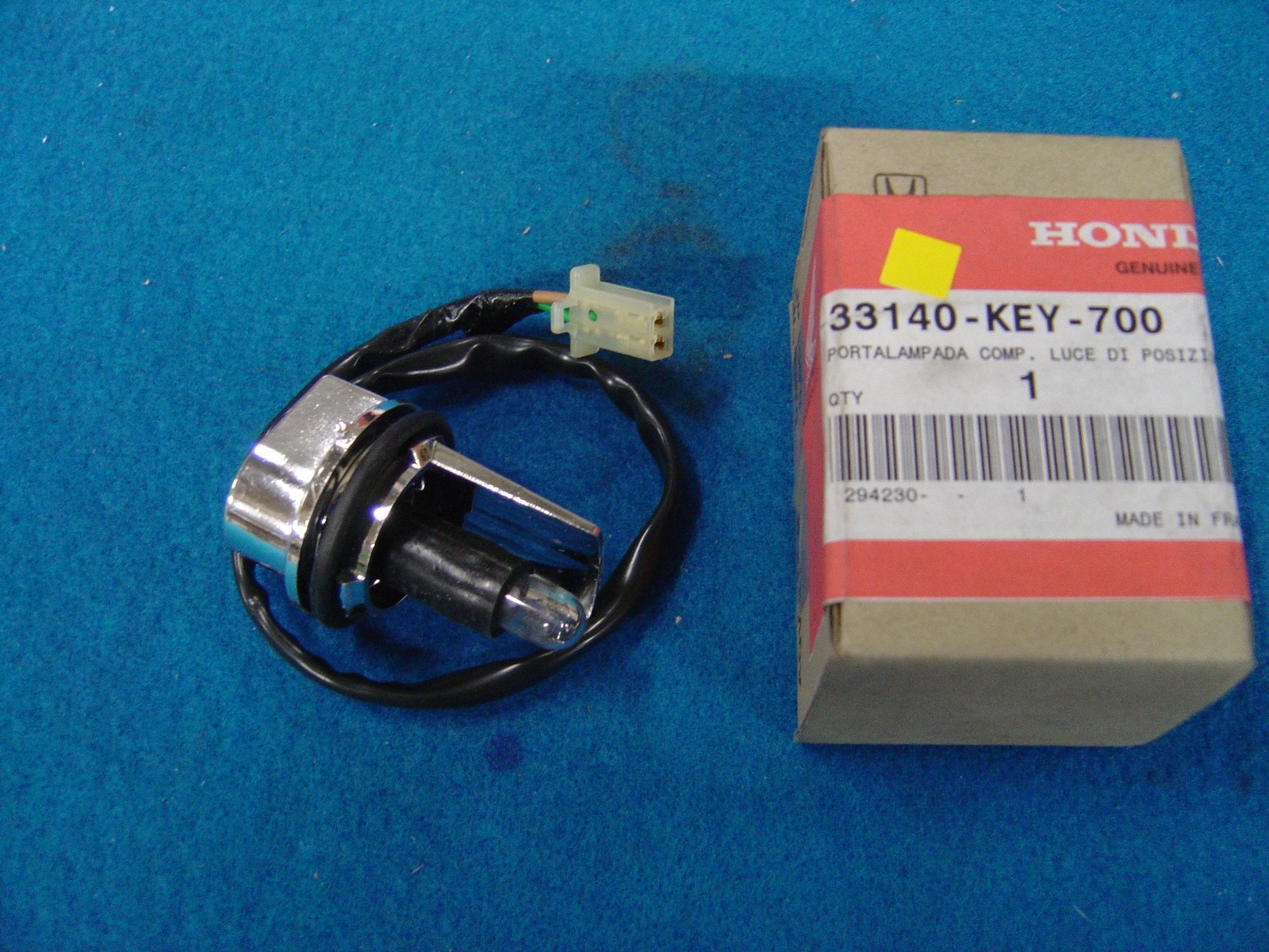Faisceau avec porte-ampoule de phare pour scooter Honda FES250 Foresight 2000