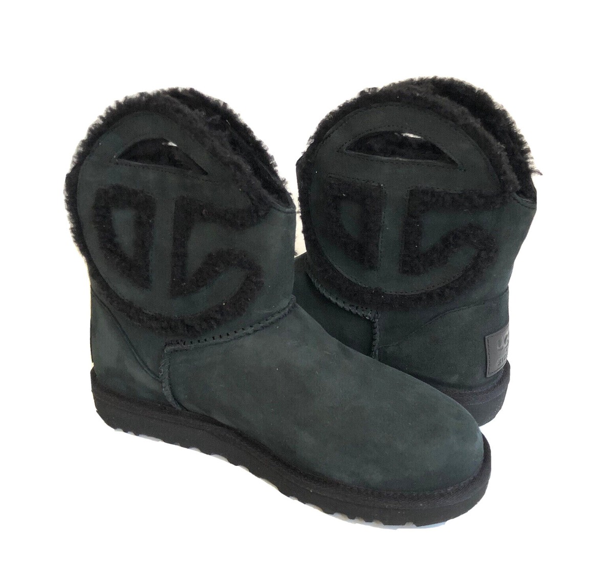 オシャレ♪もこもこロゴbootstrap 限定【UGG x TELFAR】入手困難 UGG x TELFARコラボバッグ、待望の再販開始 | Deckers Japan合同