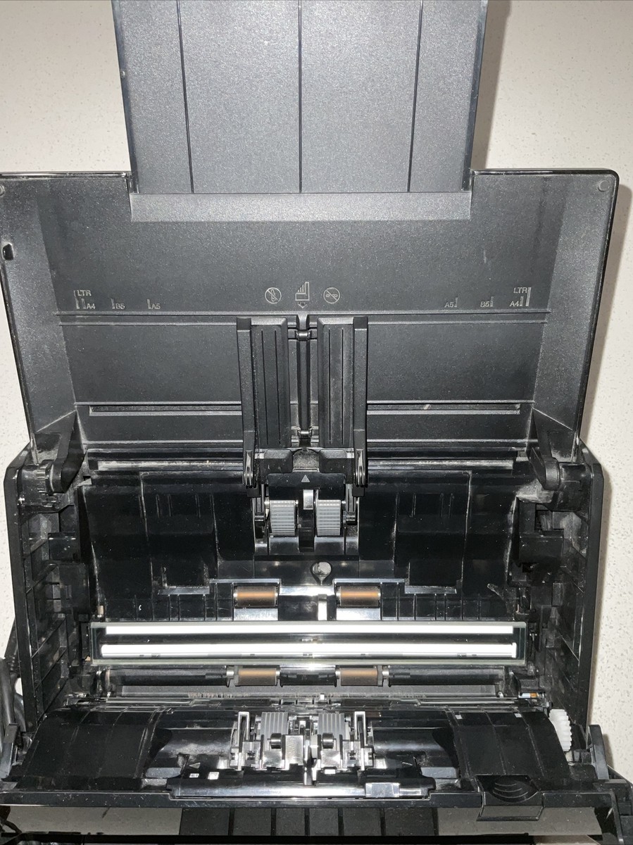 Fujitsu ScanSnap iX500 Scanner | Wifi 2.4 and 5ghz ready