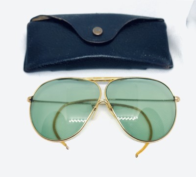 teardrop aviator sunglasses